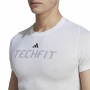 T-shirt med kortärm Herr Adidas techfit Graphic Vit